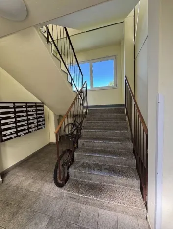 Prodej bytu 1+kk, Praha - Košíře, Houdova, 33 m2