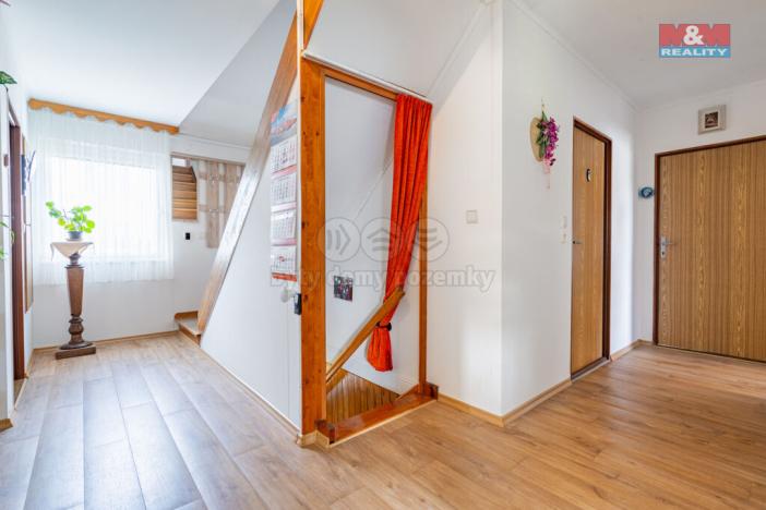 Prodej rodinného domu, Albrechtice nad Vltavou, 215 m2