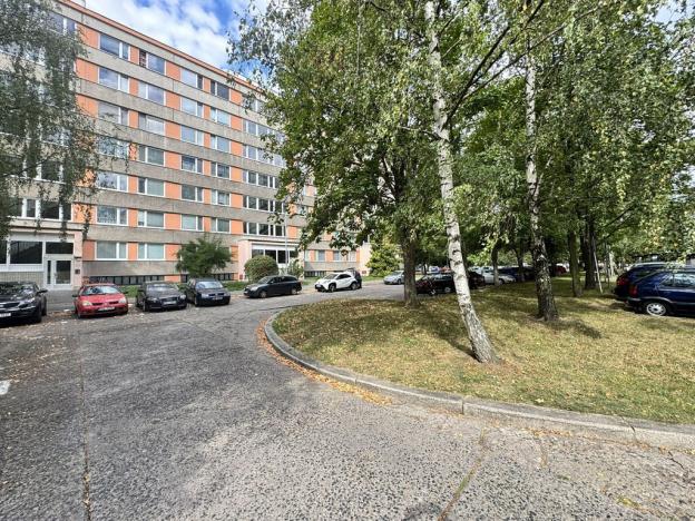 Pronájem bytu 1+kk, Pardubice - Polabiny, Křičkova, 37 m2