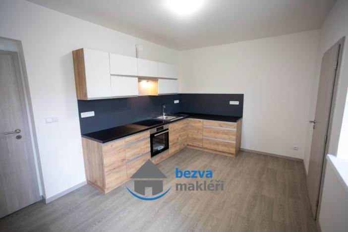 Pronájem bytu 3+1, Pardubice, Jana Palacha, 70 m2