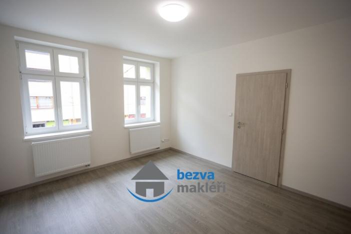 Pronájem bytu 3+1, Pardubice, Jana Palacha, 70 m2