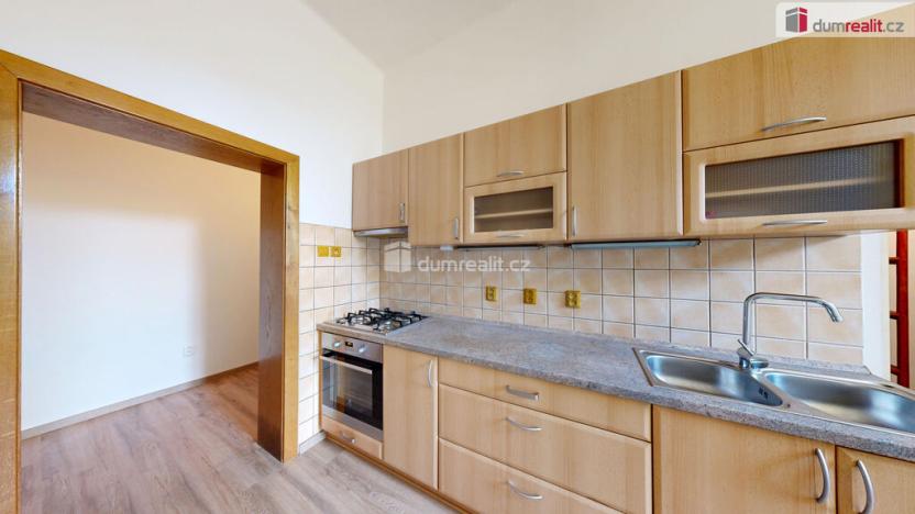 Pronájem bytu 2+1, Opava - Předměstí, Nákladní, 67 m2