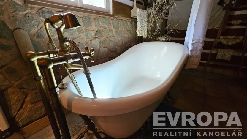 Prodej chalupy, Proseč, okres chrudim, 150 m2