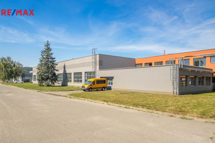 Pronájem kanceláře, Otrokovice, 312 m2