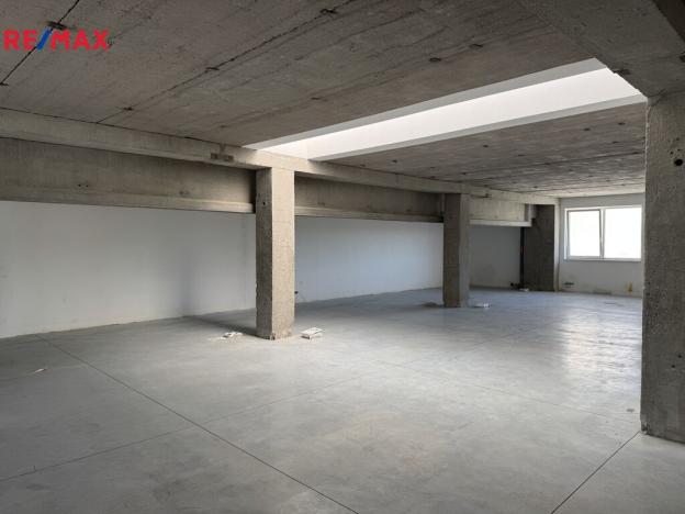 Pronájem kanceláře, Otrokovice, 312 m2