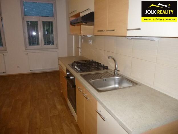 Pronájem bytu 2+kk, Opava - Předměstí, Pekařská, 38 m2