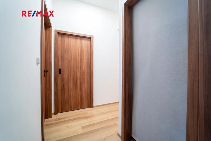 Prodej bytu 2+1, Praha - Karlín, Pernerova, 62 m2