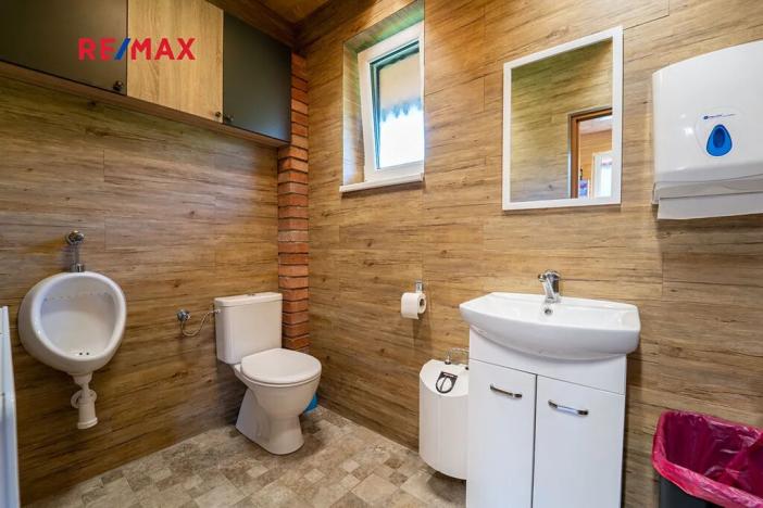 Prodej komerční nemovitosti, Chrášťany, 10917 m2