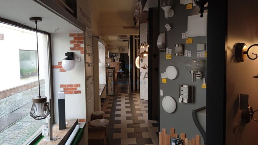 Pronájem obchodního prostoru, Plzeň - Jižní Předměstí, sady Pětatřicátníků, 173 m2