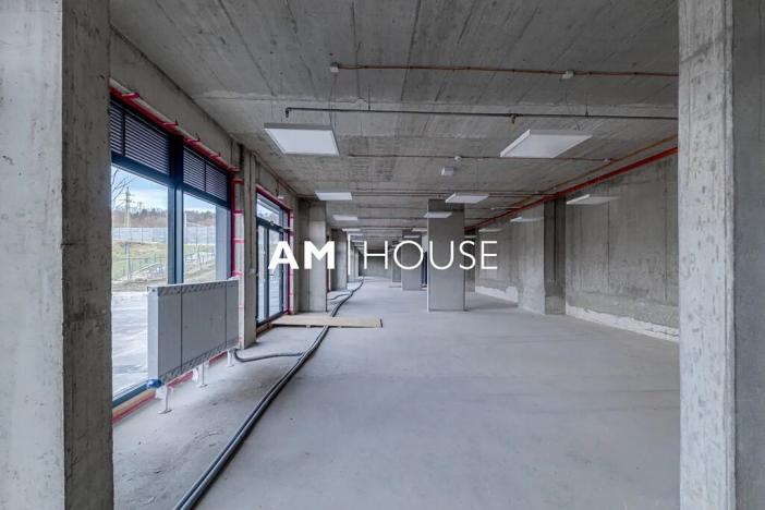 Pronájem obchodního prostoru, Praha - Vysočany, Strnadových, 64 m2