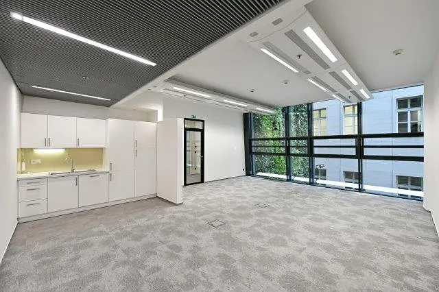 Pronájem kanceláře, Praha - Nové Město, Jindřišská, 243 m2