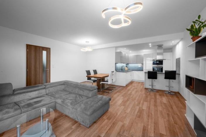 Pronájem bytu 3+kk, Praha - Strašnice, Zvěřinova, 90 m2