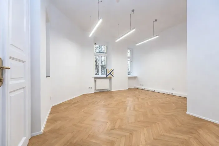 Pronájem kanceláře, Praha, Čermákova, 170 m2