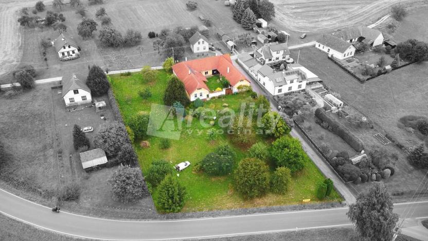 Prodej zemědělské usedlosti, Černovice - Vackov, 425 m2