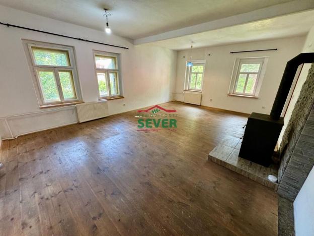 Prodej vícegeneračního domu, Vejprty, Husova, 450 m2