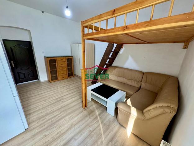 Prodej vícegeneračního domu, Vejprty, Husova, 450 m2