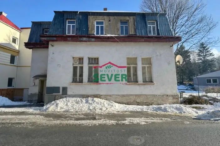 Prodej vícegeneračního domu, Vejprty, Husova, 450 m2