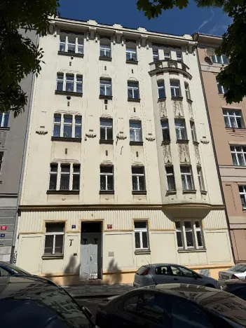 Prodej kanceláře, Praha - Holešovice, Pplk. Sochora, 98 m2