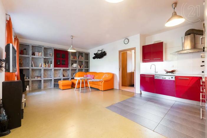 Prodej bytu 2+kk, Praha - Horní Měcholupy, Boloňská, 65 m2