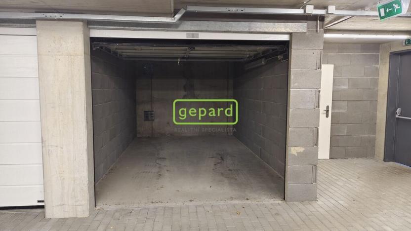 Prodej garáže, Brno - Černovice, Turgeněvova, 16 m2