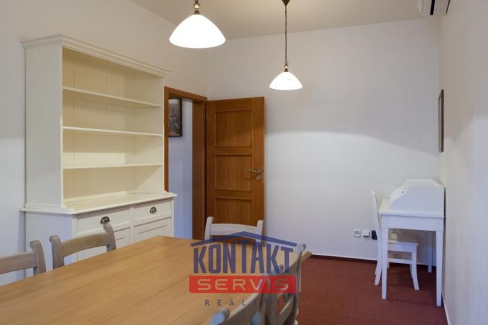 Pronájem kanceláře, České Budějovice, Hroznová, 36 m2