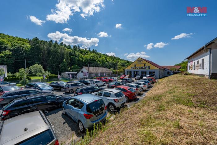 Prodej obchodního prostoru, Šarovy, 400 m2