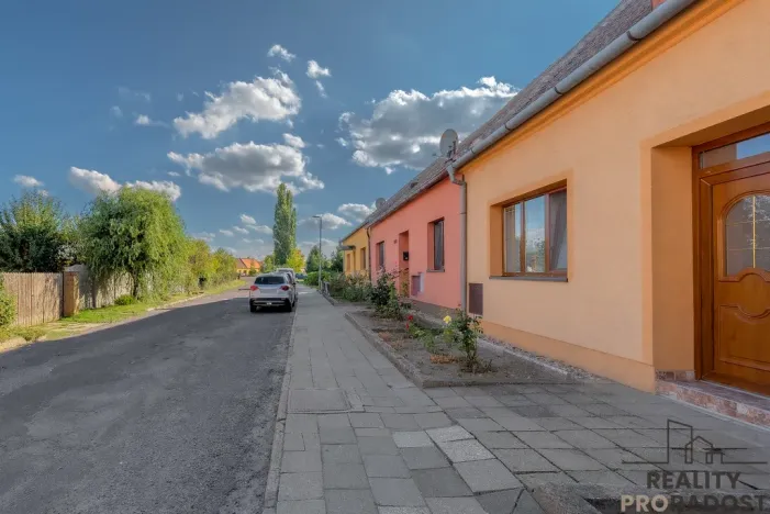 Prodej rodinného domu, Jaroslavice, Sadová, 76 m2
