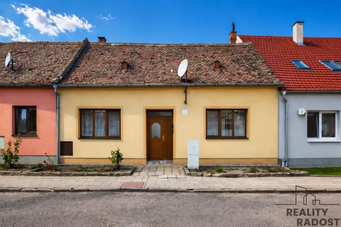 Prodej rodinného domu, Jaroslavice, Sadová, 76 m2