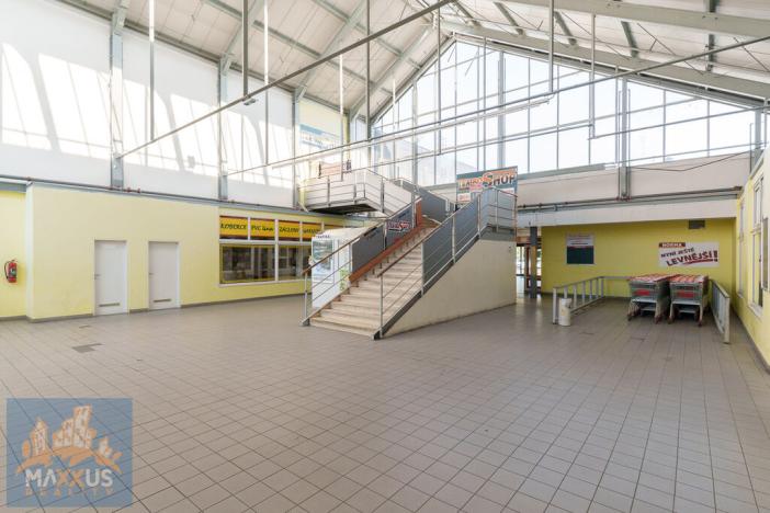 Prodej komerční nemovitosti, Žatec, Husova, 2862 m2