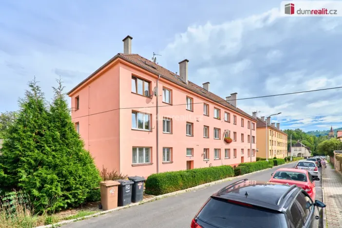 Prodej bytu 2+kk, Dalovice, Májová, 55 m2