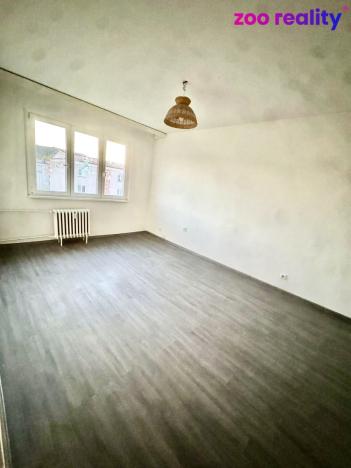 Pronájem bytu 2+1, Kadaň, Budovatelů, 53 m2