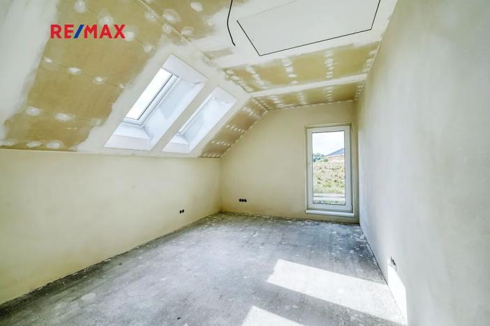 Prodej rodinného domu, Lužany, 153 m2