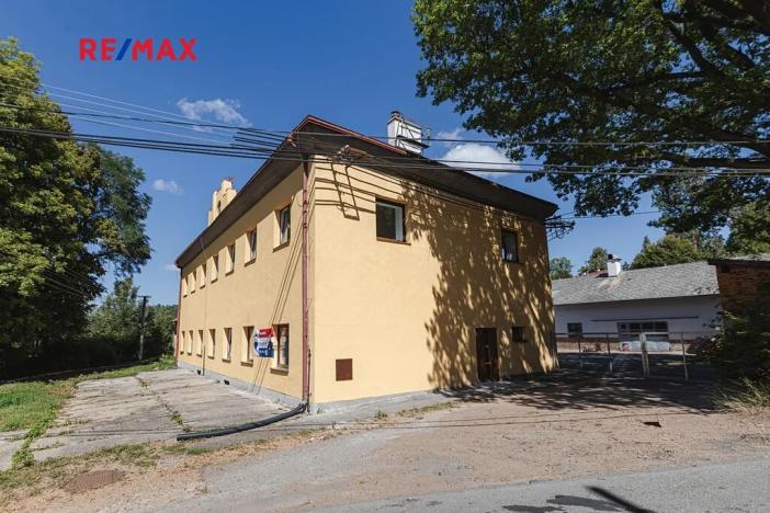 Prodej obchodního prostoru, Zbiroh, Líšenská, 700 m2