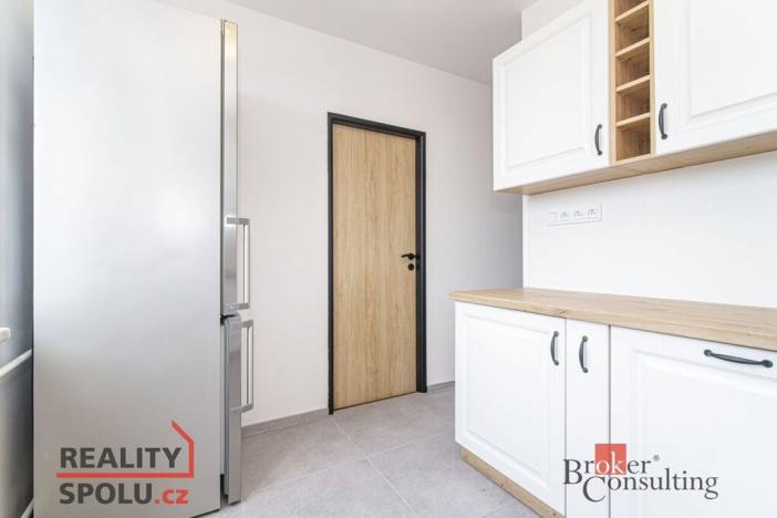 Pronájem bytu 2+1, Opava, Hany Kvapilové, 57 m2