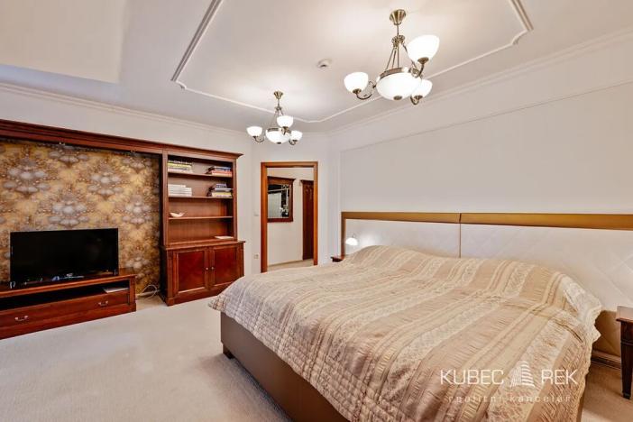 Prodej ubytování, Chotoviny, Táborská, 2200 m2