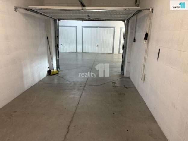 Pronájem garáže, Pelhřimov, Osvobození, 848 m2