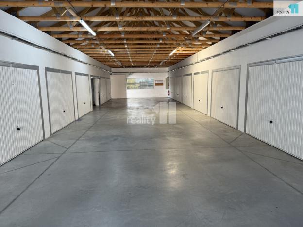 Pronájem garáže, Pelhřimov, Osvobození, 848 m2
