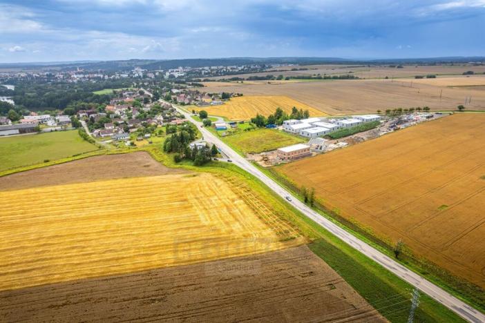 Prodej komerčního pozemku, Tábor - Náchod, Benešovská, 2059 m2