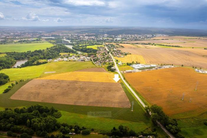 Prodej komerčního pozemku, Tábor - Náchod, Benešovská, 2059 m2