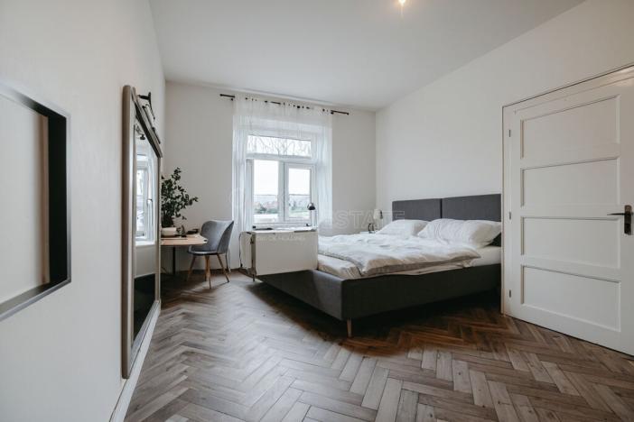 Prodej bytu 2+1, Praha, Na Rokytce, 79 m2