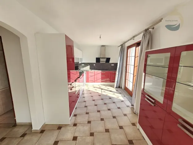 Prodej atypického bytu, Srní, 96 m2