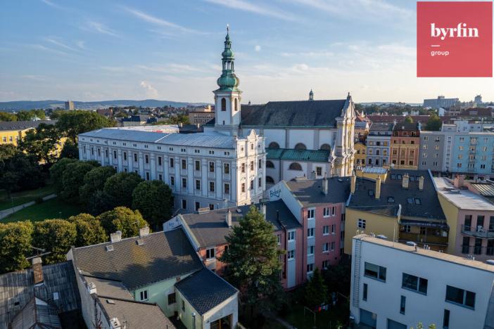 Prodej bytu 2+kk, Opava, náměstí Osvoboditelů, 47 m2