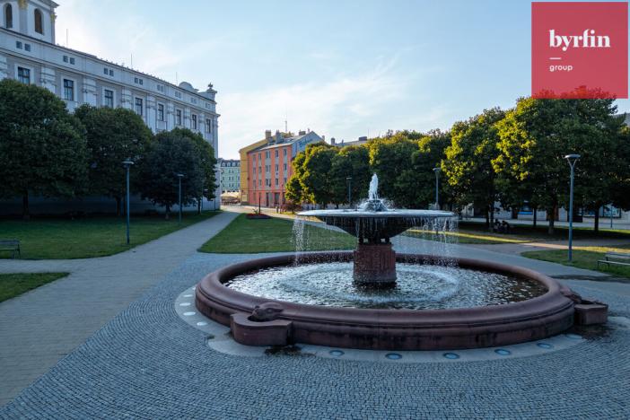 Prodej bytu 2+kk, Opava, náměstí Osvoboditelů, 47 m2