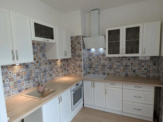 Pronájem bytu 2+1, Hranice, Vítězná, 51 m2
