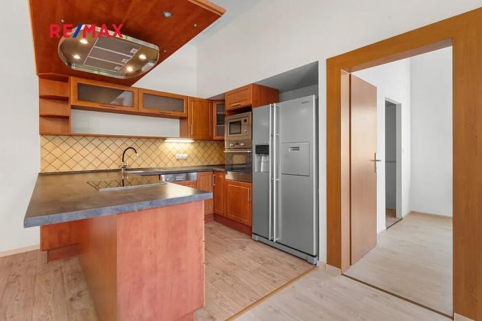 Pronájem bytu 3+kk, Plzeň, Na Roudné, 90 m2