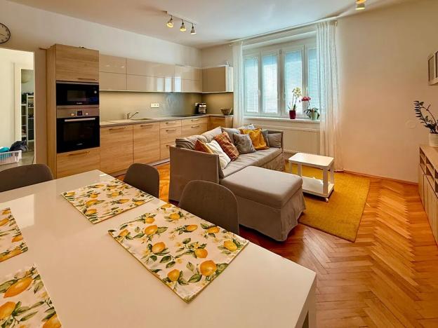 Prodej bytu 3+kk, Jihlava, Štefánikovo náměstí, 105 m2