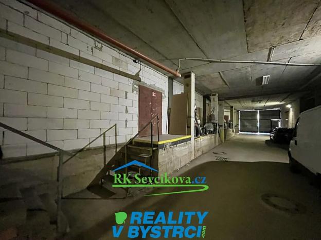 Pronájem skladu, Brno, Kubíčkova, 236 m2