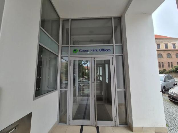 Pronájem kanceláře, Praha - Žižkov, Žerotínova, 400 m2