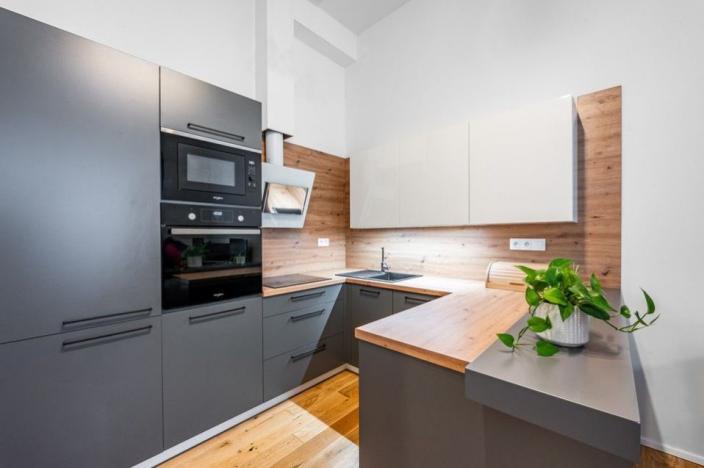Pronájem bytu 2+kk, Praha - Smíchov, Na Valentince, 48 m2
