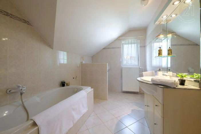 Prodej rodinného domu, Kryry, Pivovarská, 290 m2